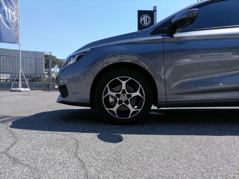 MG MG3 1.5 hybrid+ Luxury auto
