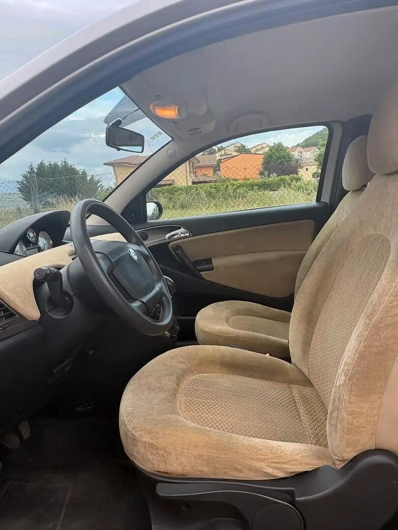 Lancia Ypsilon 1.2