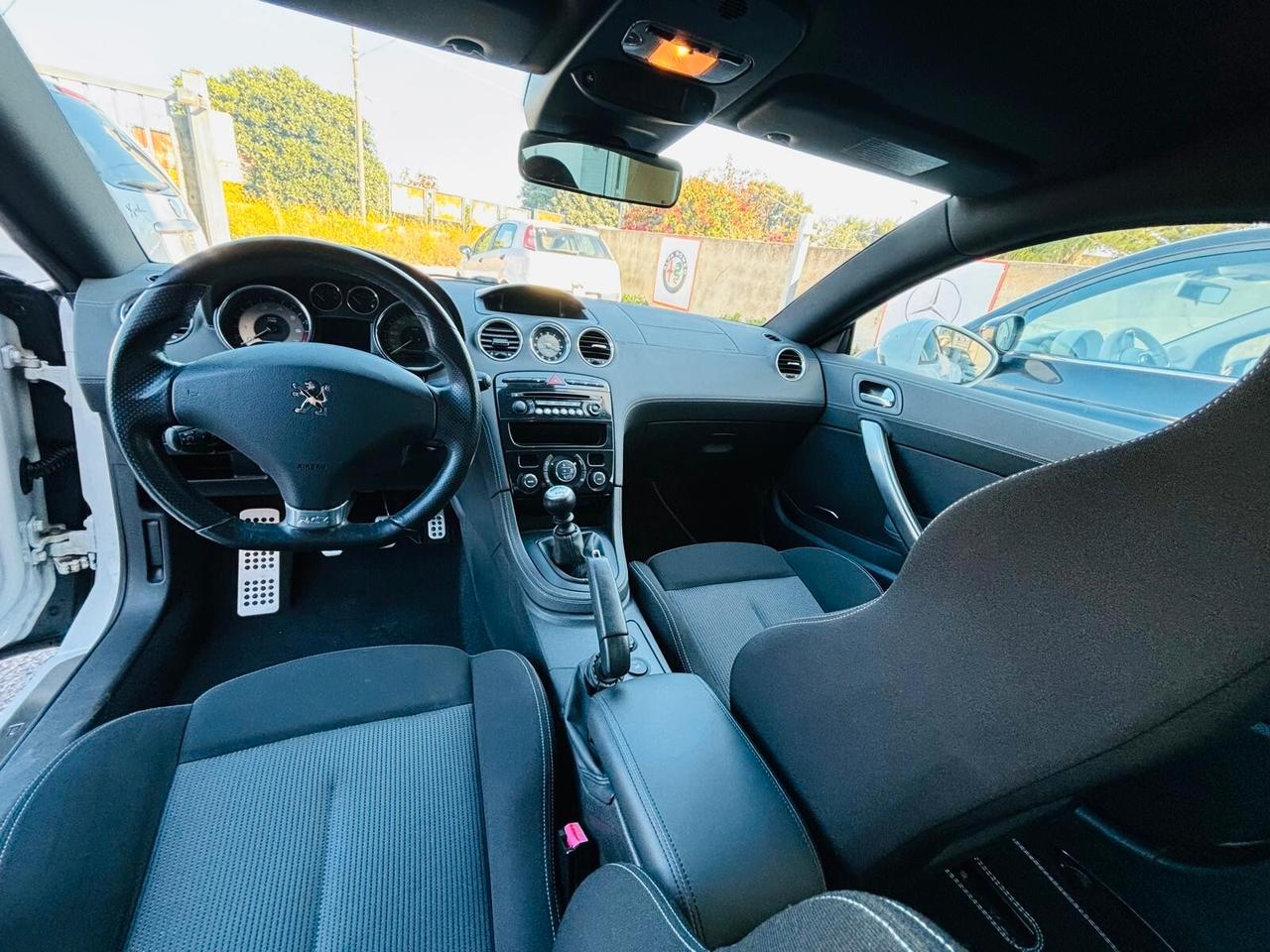 Peugeot RCZ 1.6 THP 200CV