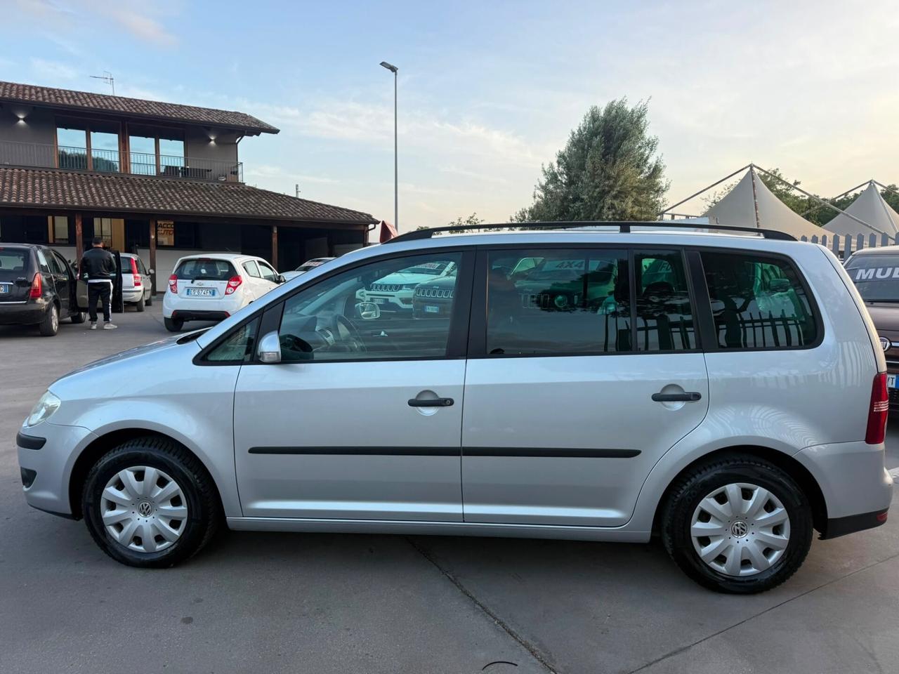 Volkswagen Touran 1.6 GPL full optional