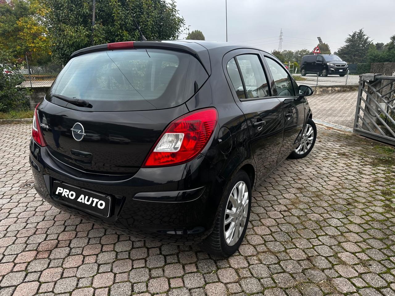Opel Corsa 1.2 80CV 5 porte GPL-TECH Enjoy