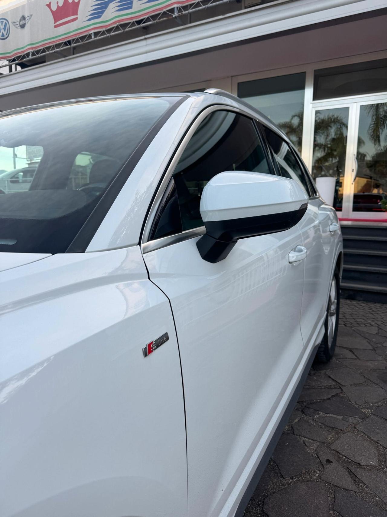 Audi Q3 2.0 TDI 150 CV S line Edition tronic