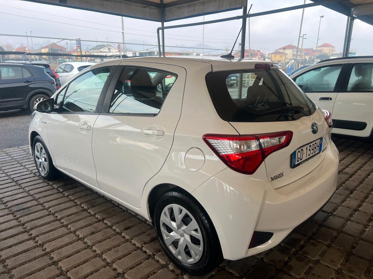 Toyota Yaris 1.5 Hybrid 5 porte Active