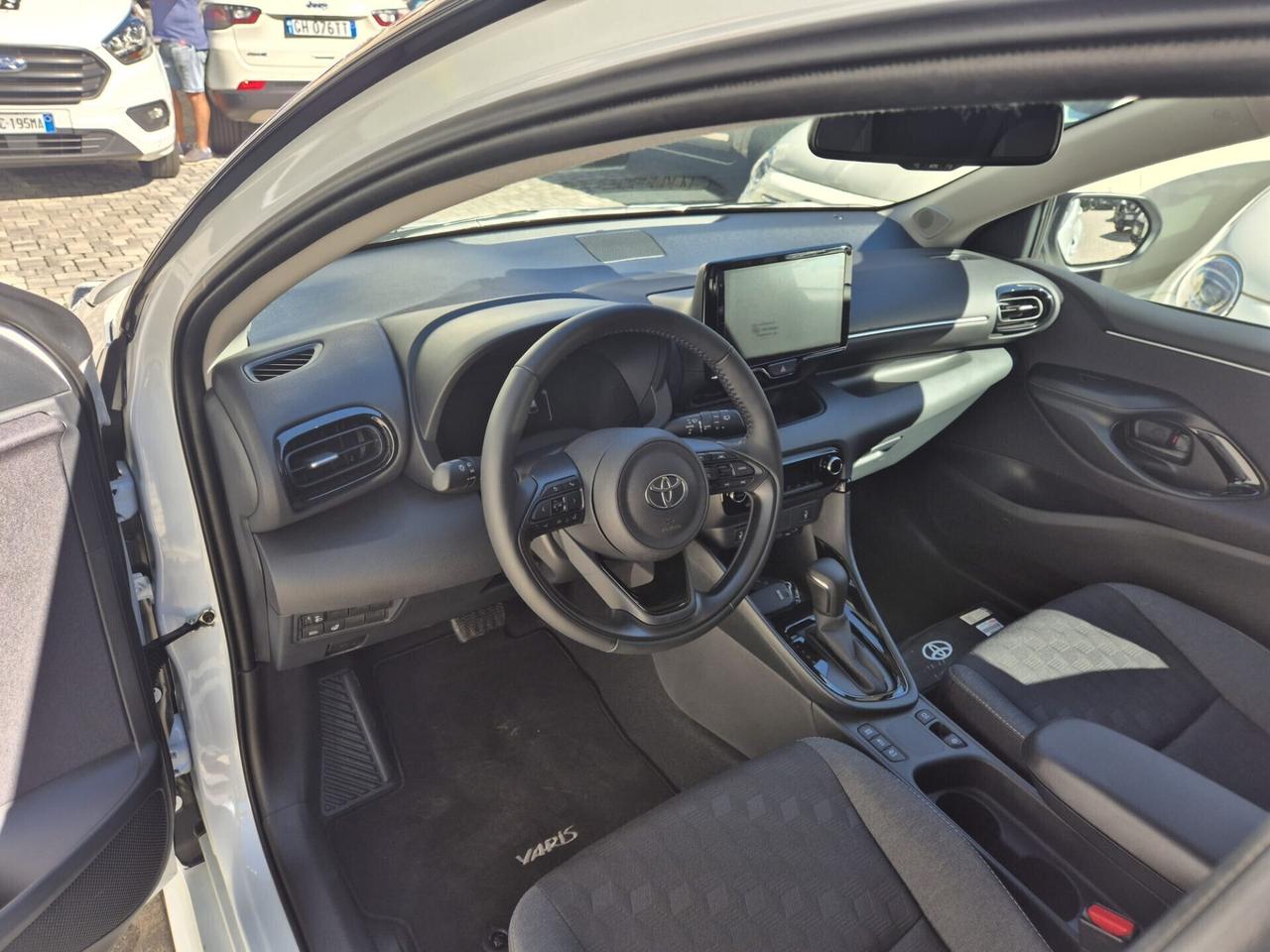 Toyota Yaris 1.5 Hybrid 5 porte Trend