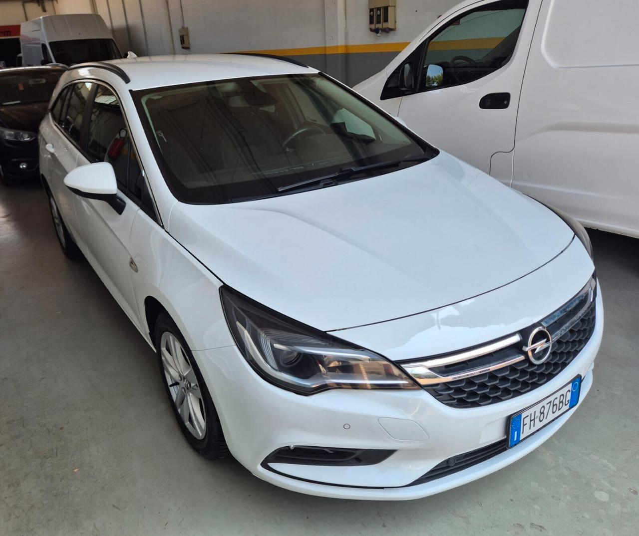 Opel Astra 1.6 CDTi 110CV Start&Stop Sports Tourer Business