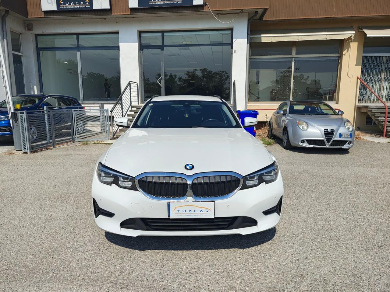 Bmw 320 xDrive Business #11927