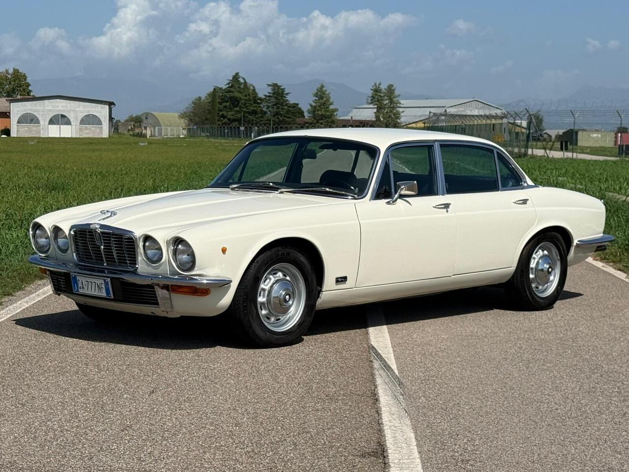 Jaguar XJ12 5.3 ASI iniection