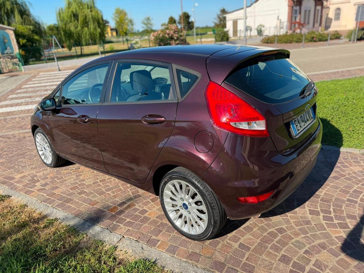 Ford Fiesta 1.2 82 CV 5 porte Titanium