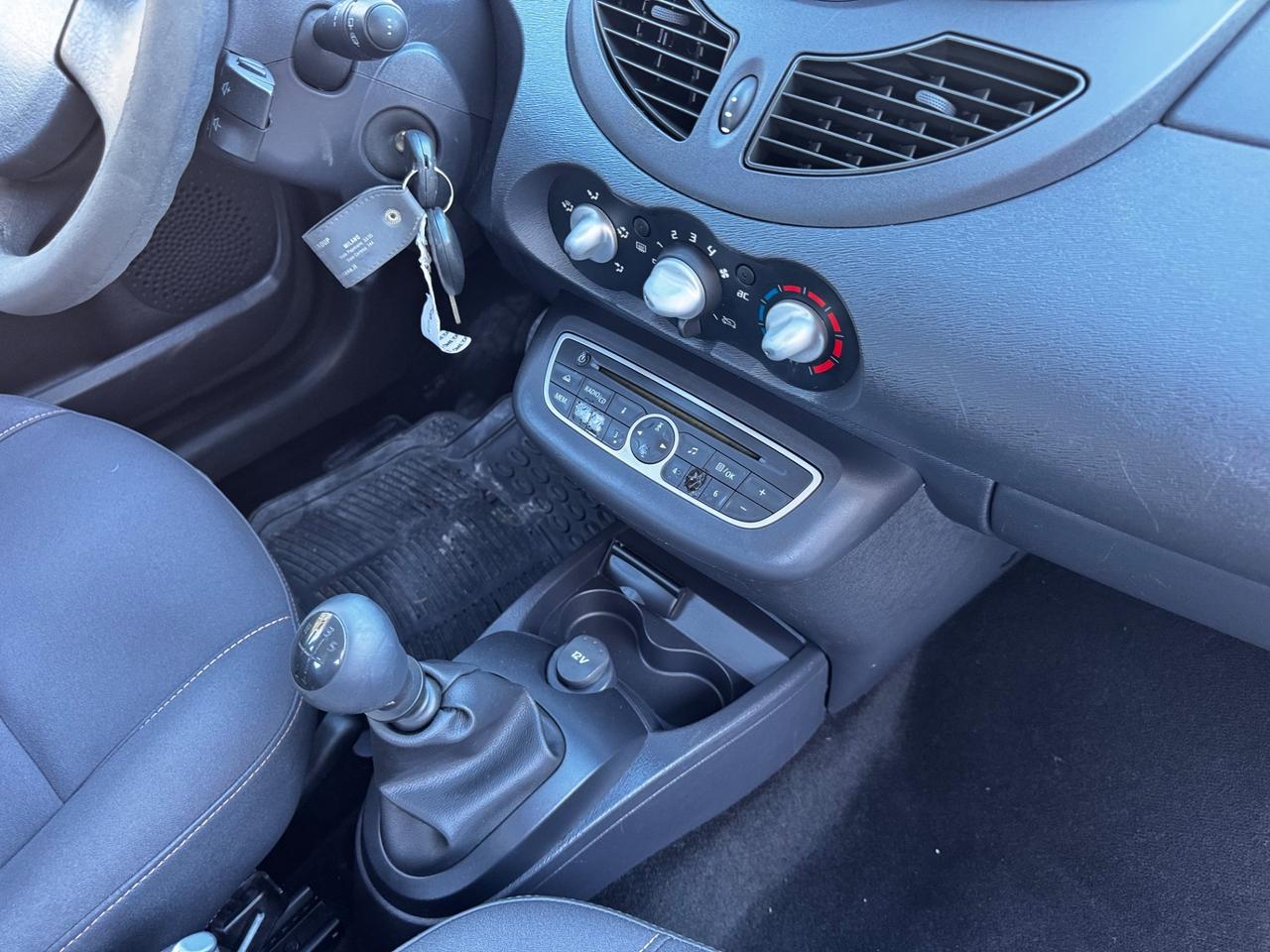 Renault Twingo 1.2 GPL Le Iene neopatentati