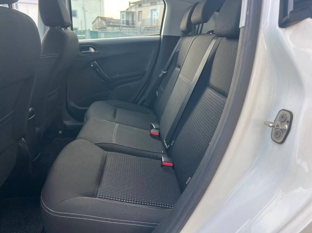 Peugeot 208 1.6 bluehdi Allure 75cv 5p