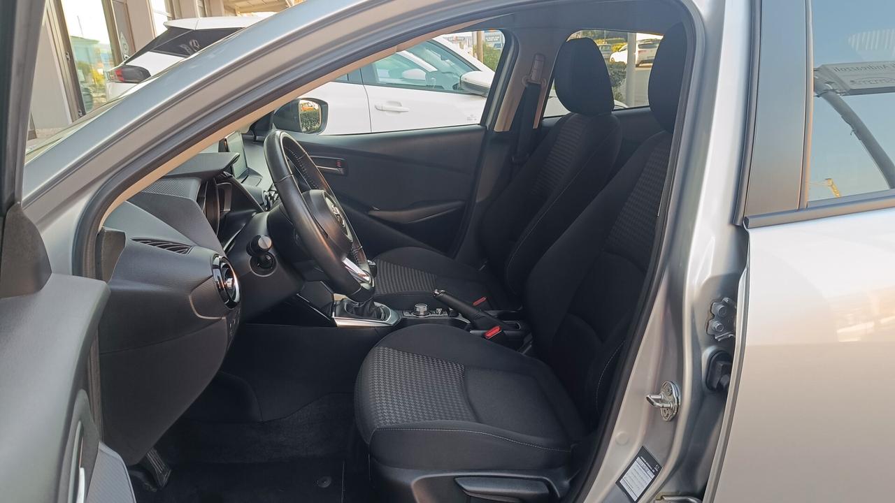 Mazda 2 Mazda2 1.5 Skyactiv-G 90 CV Evolve confort pack connectivity