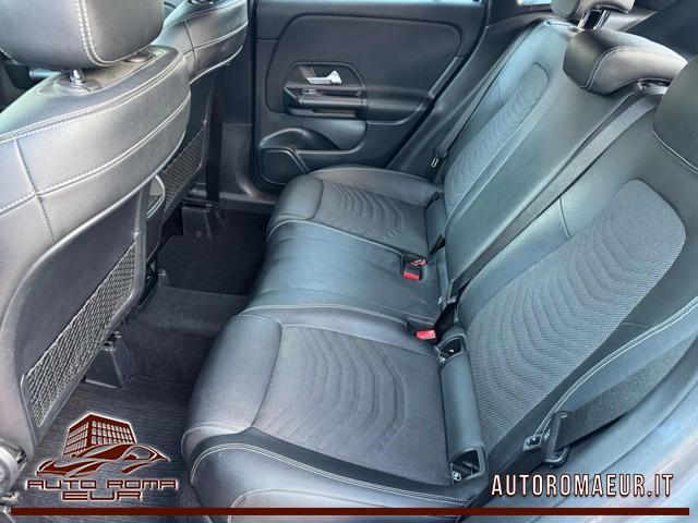 MERCEDES-BENZ GLA 180 d Automatic Sport PREZZO REALE!!! CARPLAY! FULL!