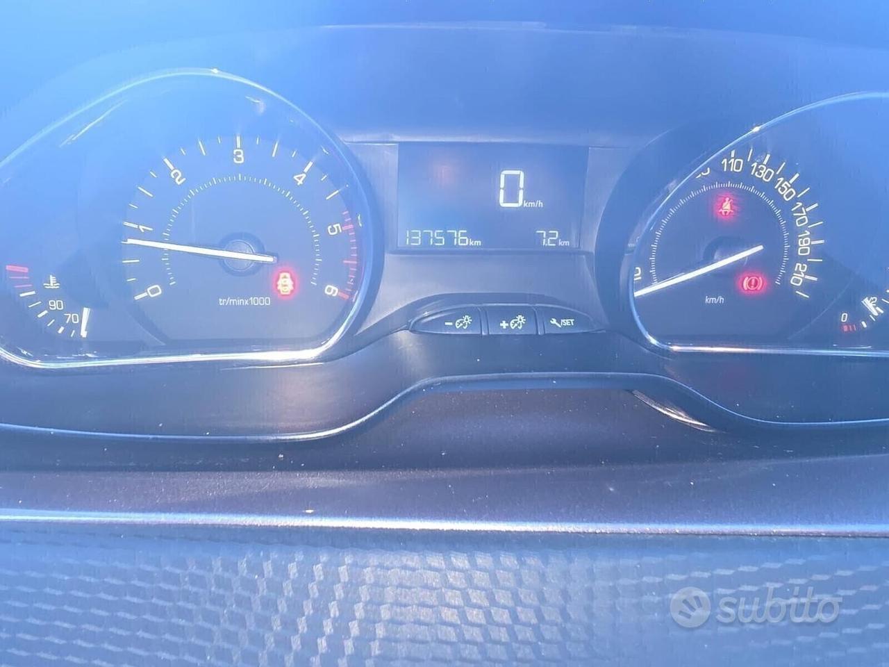 Peugeot 2008 1.4 HDi 68CV Active