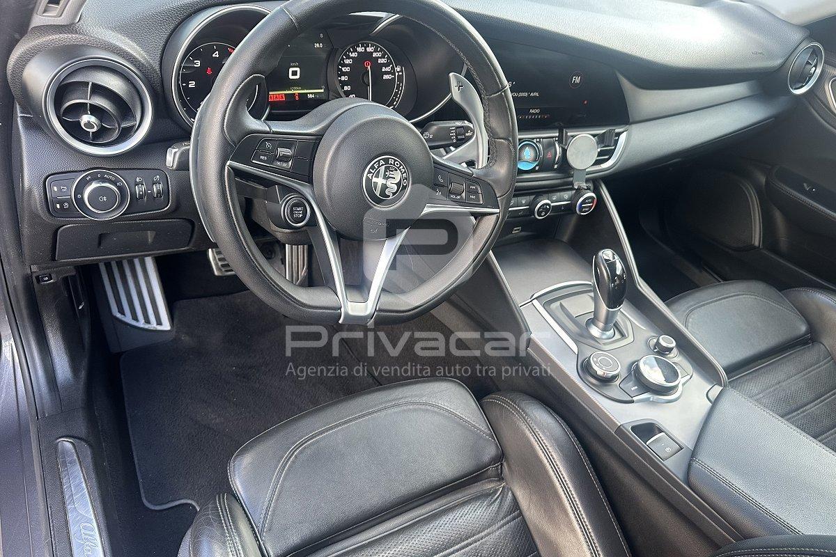 ALFA ROMEO Giulia 2.2 Turbodiesel 210 CV AT8 AWD Q4 Veloce