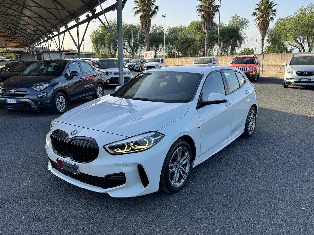 Bmw 118 118d 5p. Msport