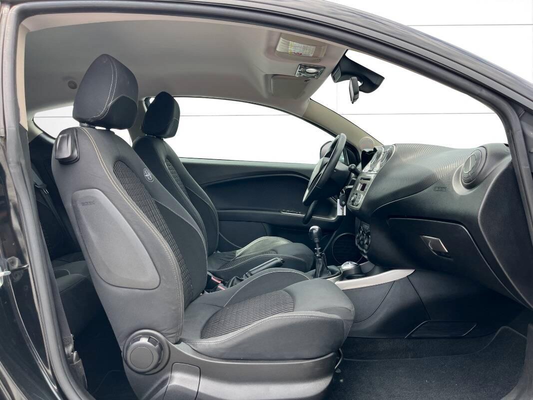 Alfa Romeo MiTo 1.4 m.air Distinctive 105cv - GPL