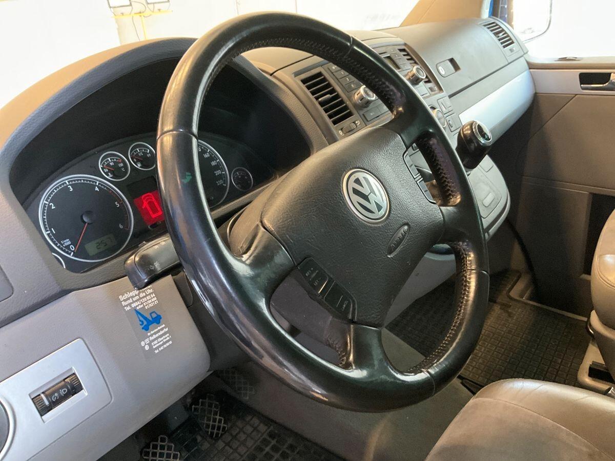 Volkswagen Multivan 2.5 TDI/130CV 4motion Highline