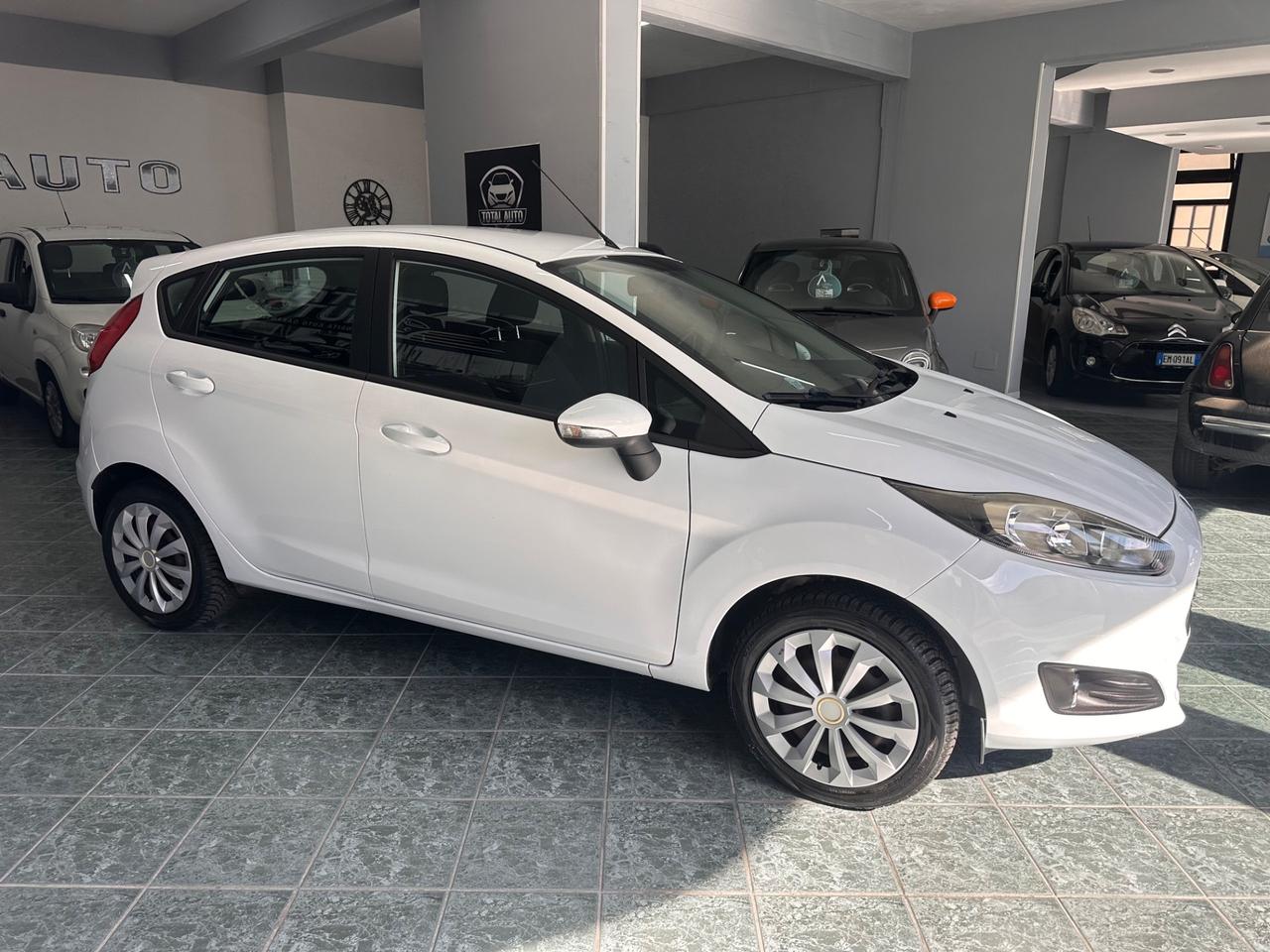 Ford Fiesta 1.4 5p. Bz.- GPL Titanium