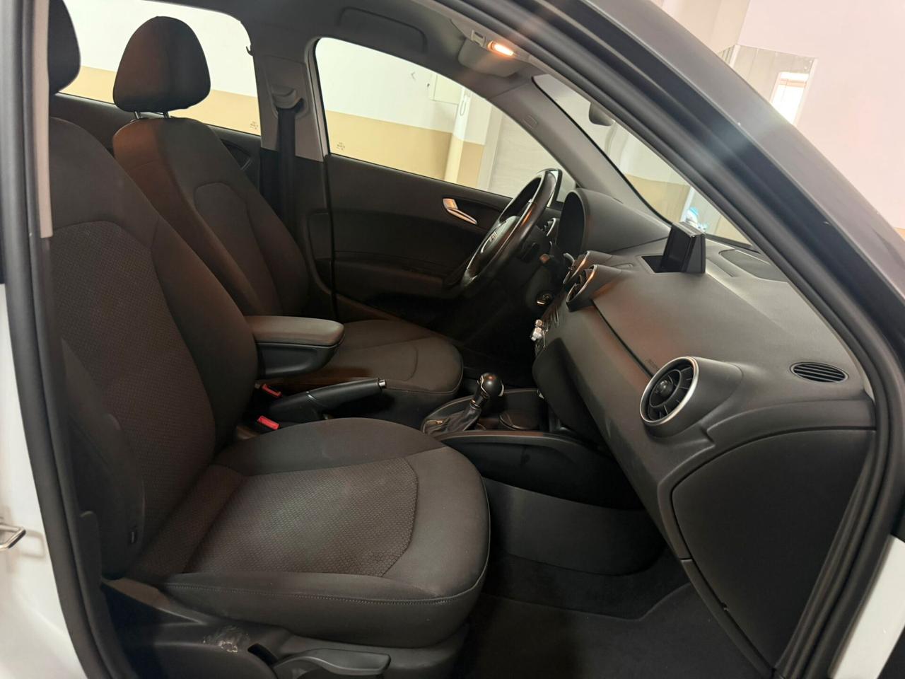 Audi A1 1.0 TFSI ultra S tronic