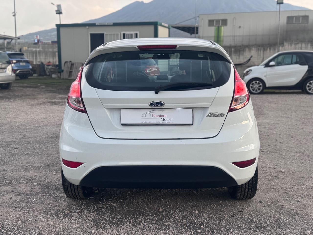 Ford Fiesta 1.5 TDCi 75CV 5 porte Titanium