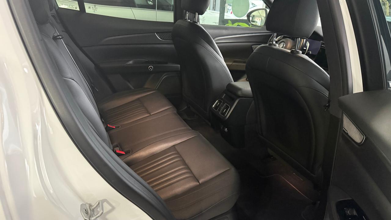 Maserati Grecale MHEV 300 CV AWD GT