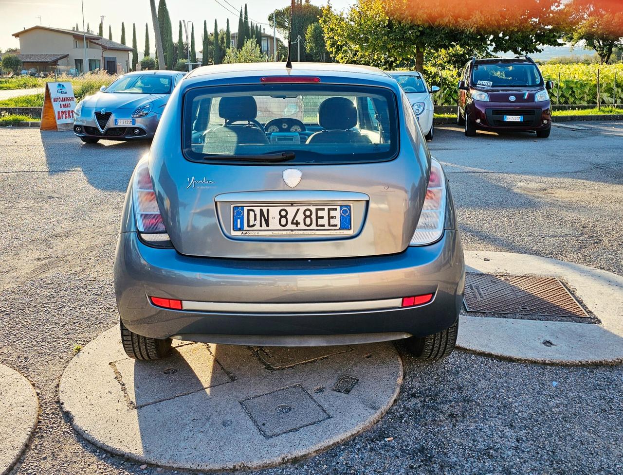 Lancia Ypsilon 1.2 Argento