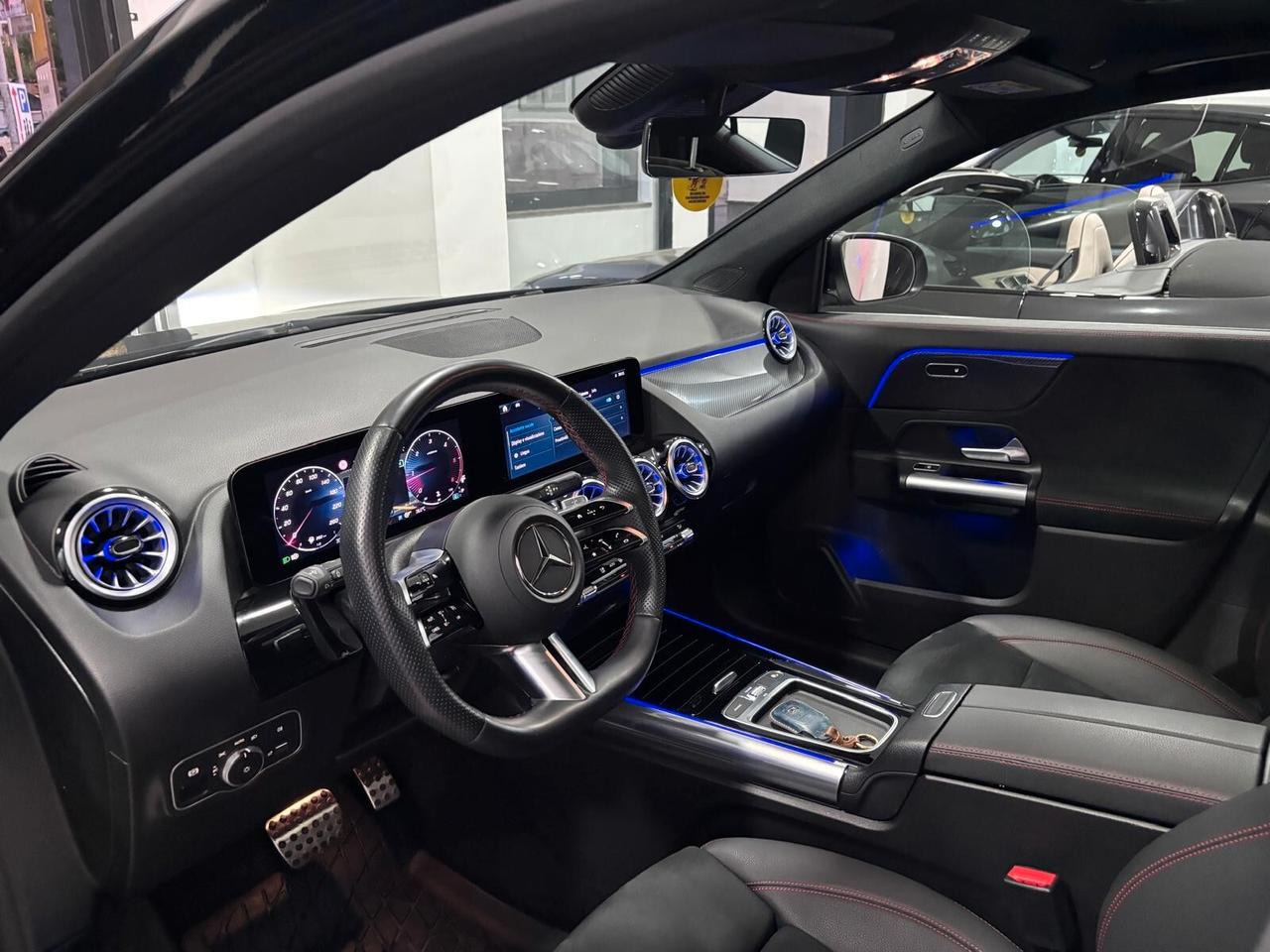 MERCEDES-BENZ GLA 200D PREMIUM AMG LINE TETTO-NAVI-LED