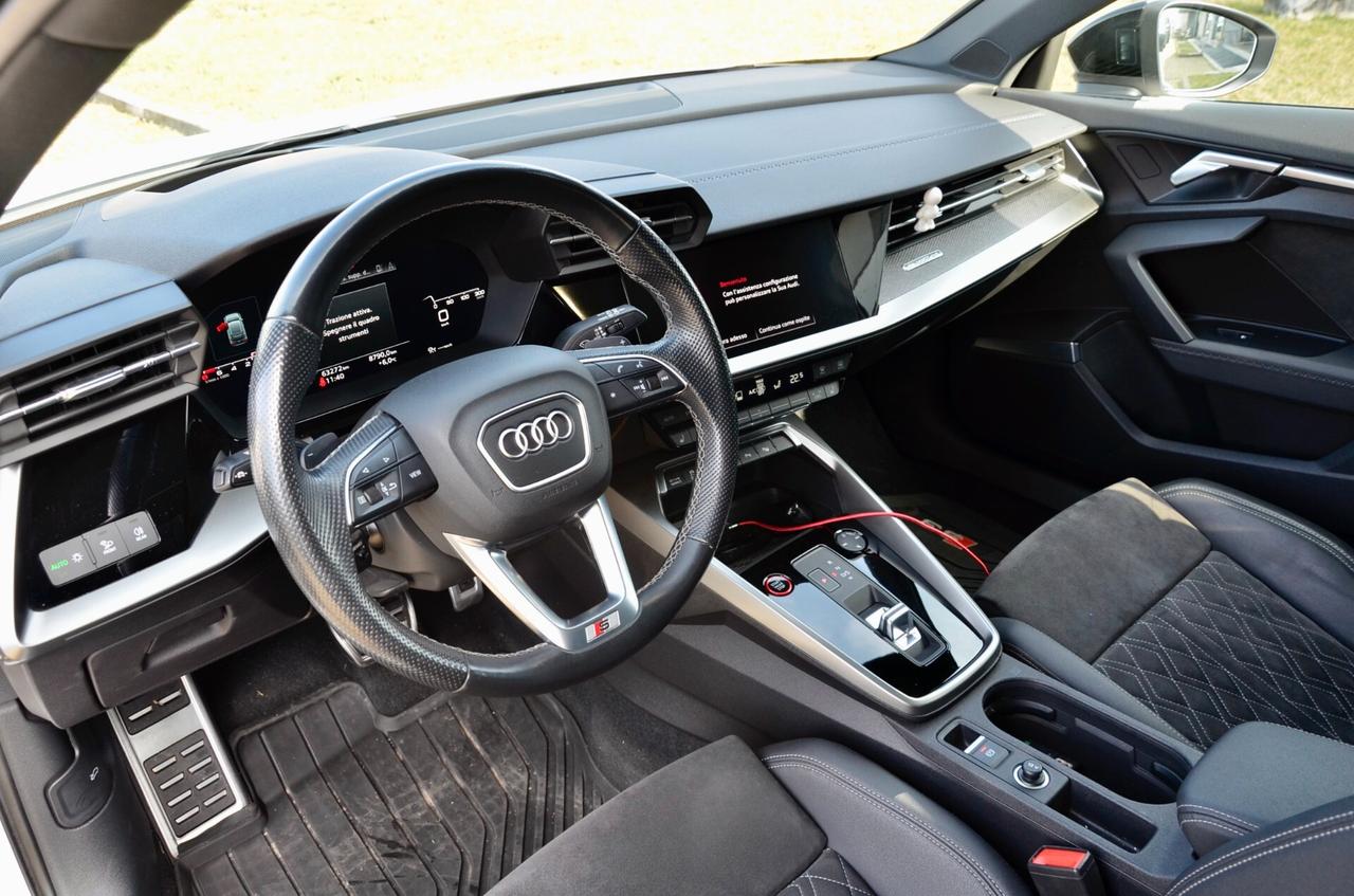 AUDI S3 SPORTBACK 2.0 TFSI QUATTRO 310cv S-TRONIC, FULL OPTIONAL, TETTO, MATRIX, SCARICO, HARMAN & KARDON, SEDILI ELETTRICI, 19", PERMUTE
