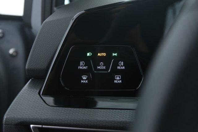VOLKSWAGEN Golf GTD 2.0 TDI DSG Fendinebbia LED "X" Design/Tetto