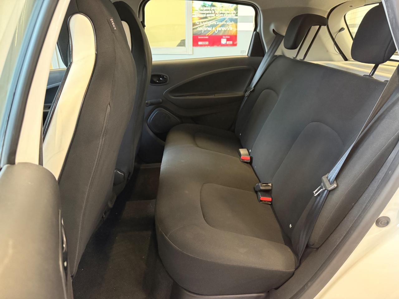 Renault ZOE Life R110 elettrica 2020 neopatentati