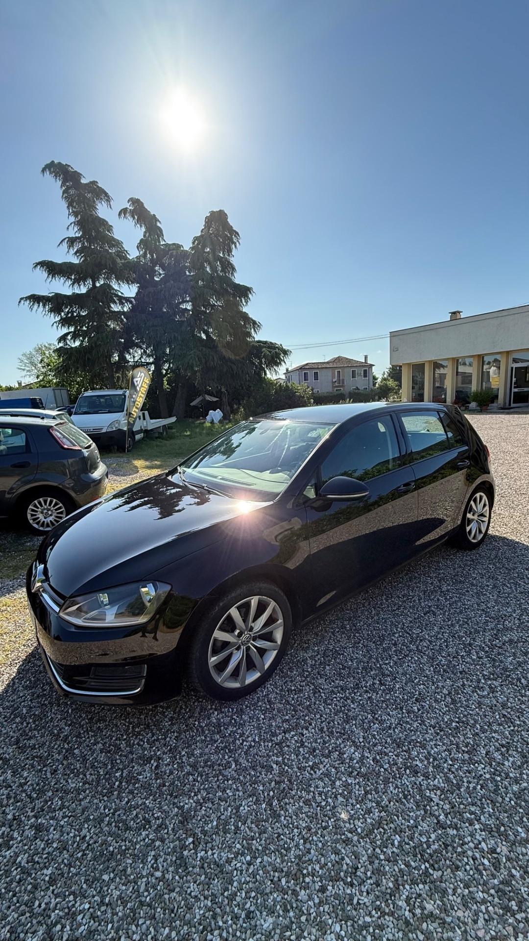 Volkswagen Golf 2.0 TDI 5p. Highline BlueMotion Technology