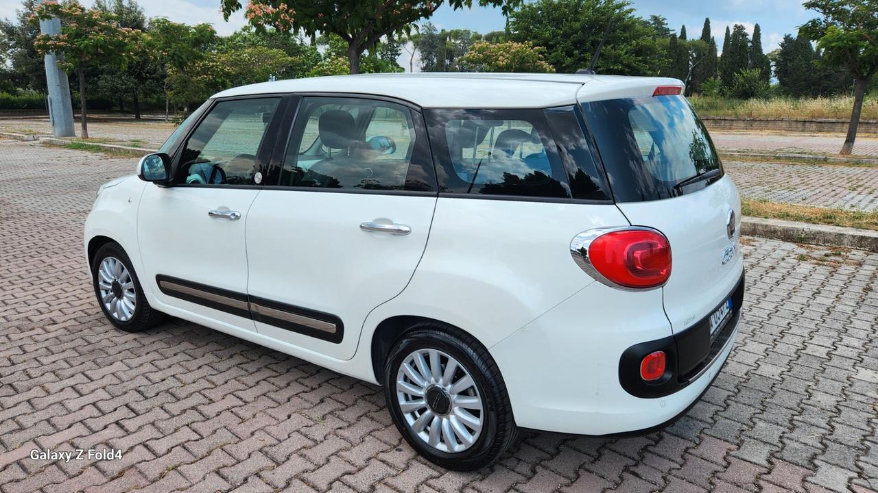 Fiat 500L Living 1.6 Multijet 105 CV Lounge 7 posti