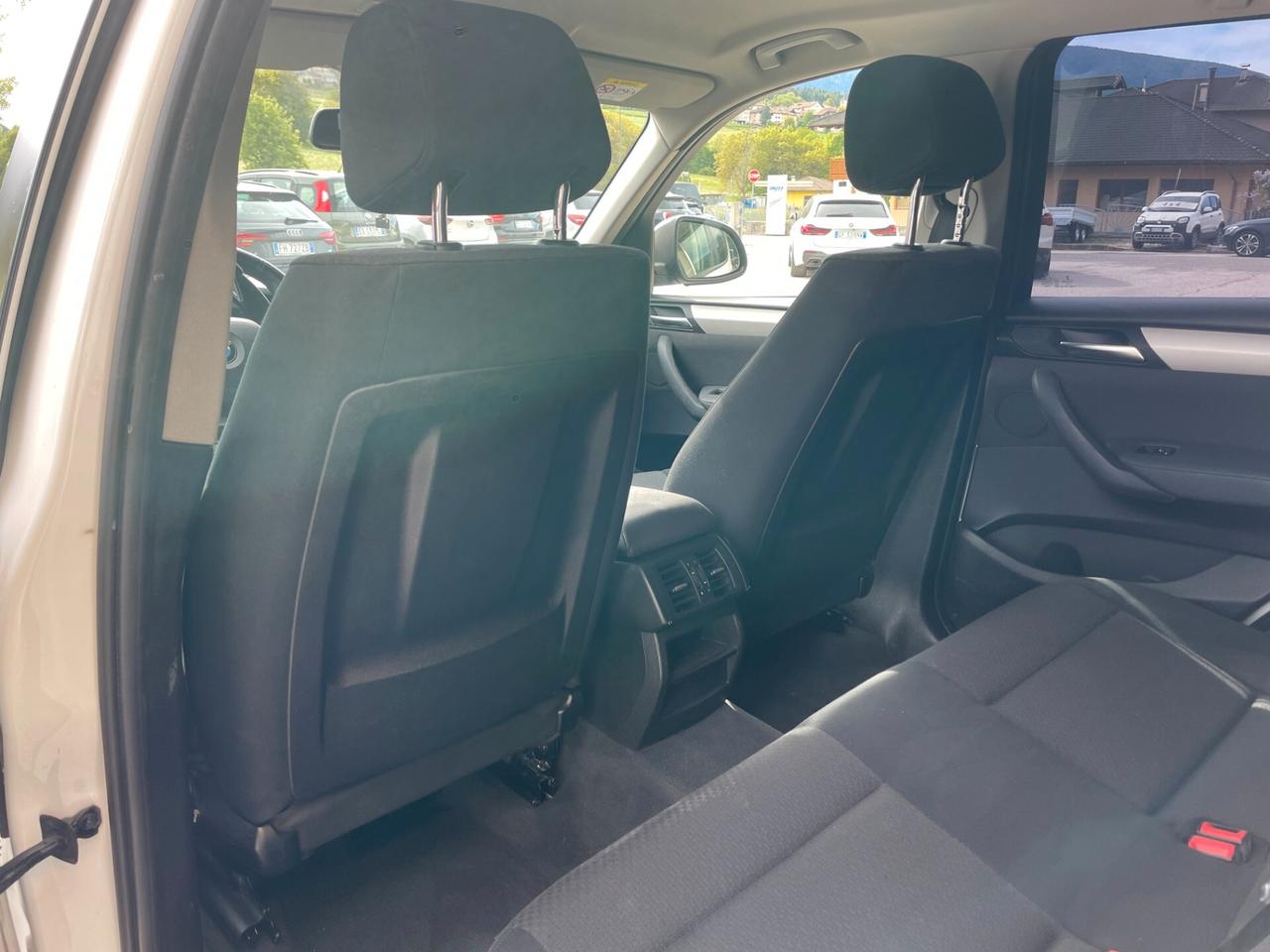 Bmw X3 xDrive20d Business aut. "GANCIO TRAINO"
