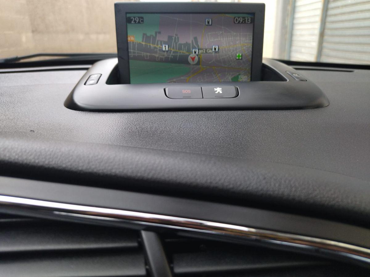 PEUGEOT 3008 1.6 e-HDi 115 CV ETG6 Business