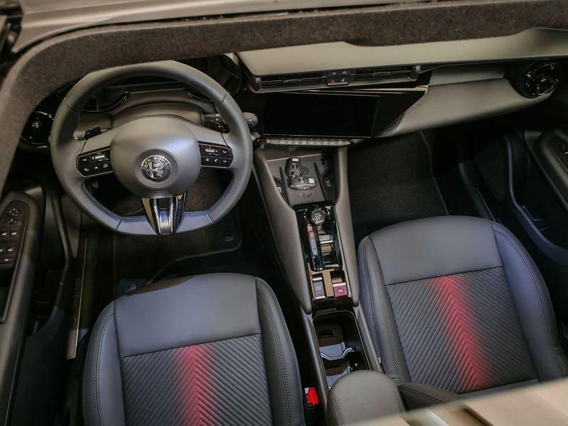 Alfa Romeo Junior 1.2 136 CV Hybrid eDCT6 Speciale IVA ESPOSTA