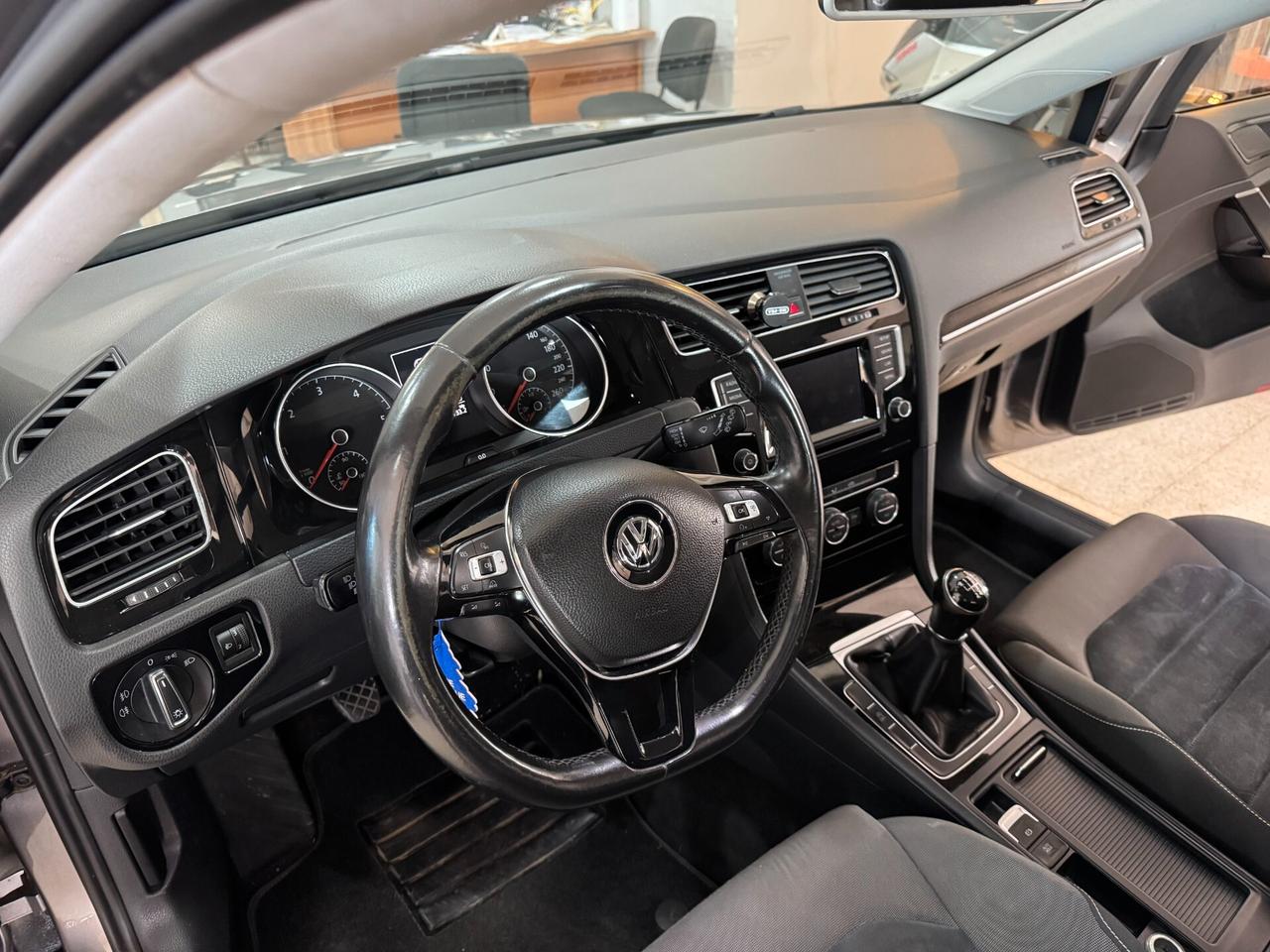 Volkswagen Golf 2.0 TDI 140 cv. 5p. Highline BlueMotion Technology