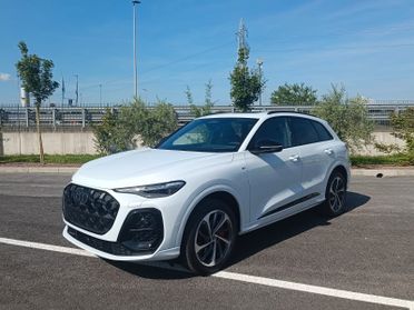 Audi Q5 AUDI Q5 40 TDI QUATTRO STRONIC SLINE NUOVO