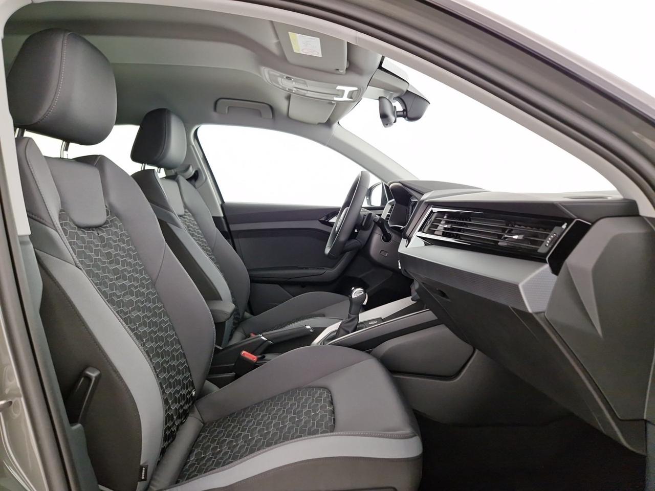 Audi A1 allstreet 30 1.0 tfsi identity contrast 116cv s tronic