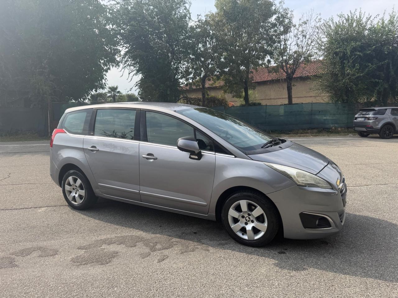 Peugeot 5008 Allure 7posti
