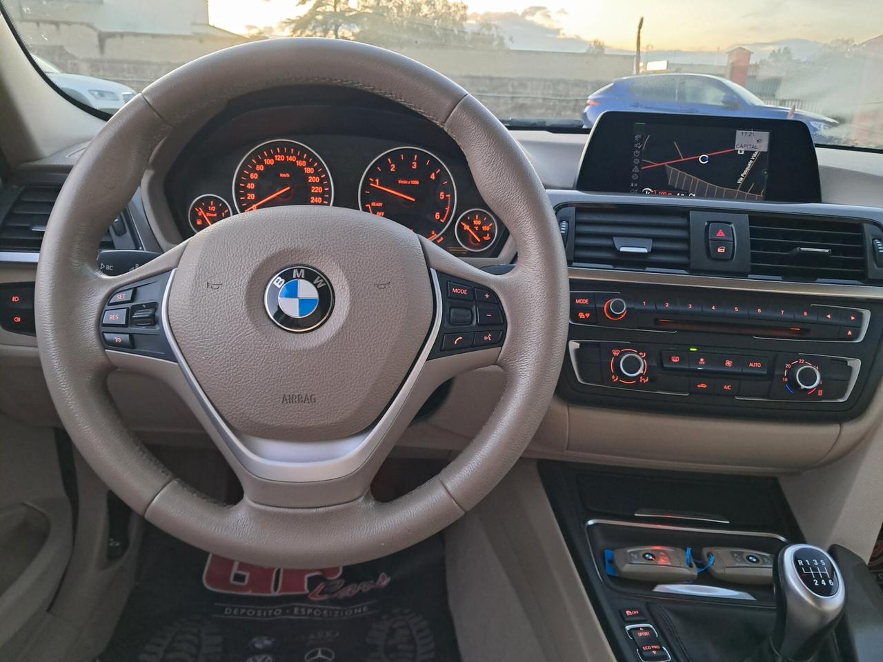 Bmw 318d 143cv Touring*Luxury*PELLE*BIXENON