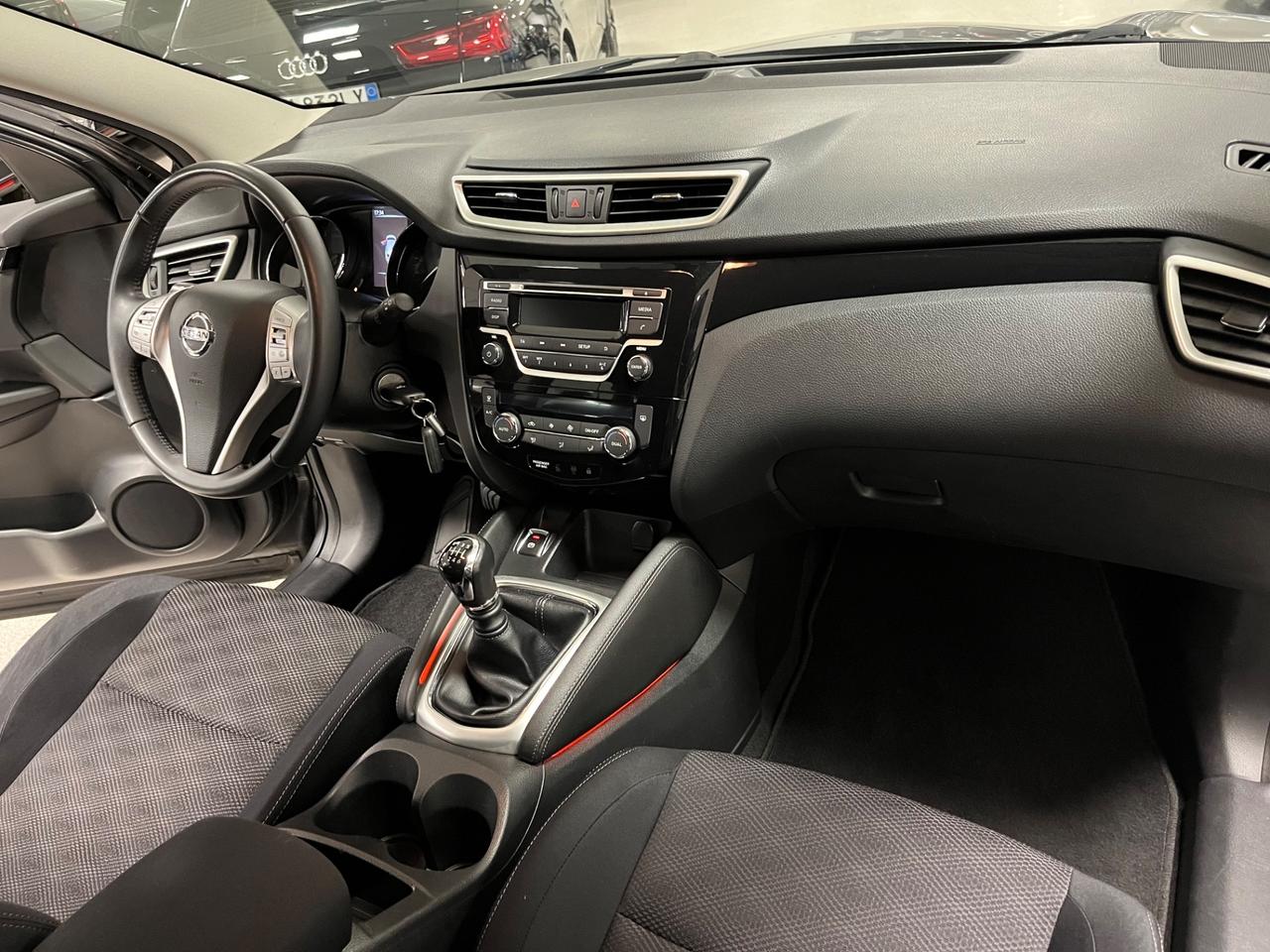 Nissan Qashqai 1.2 DIG-T 116cv Tekna 1 proprietario