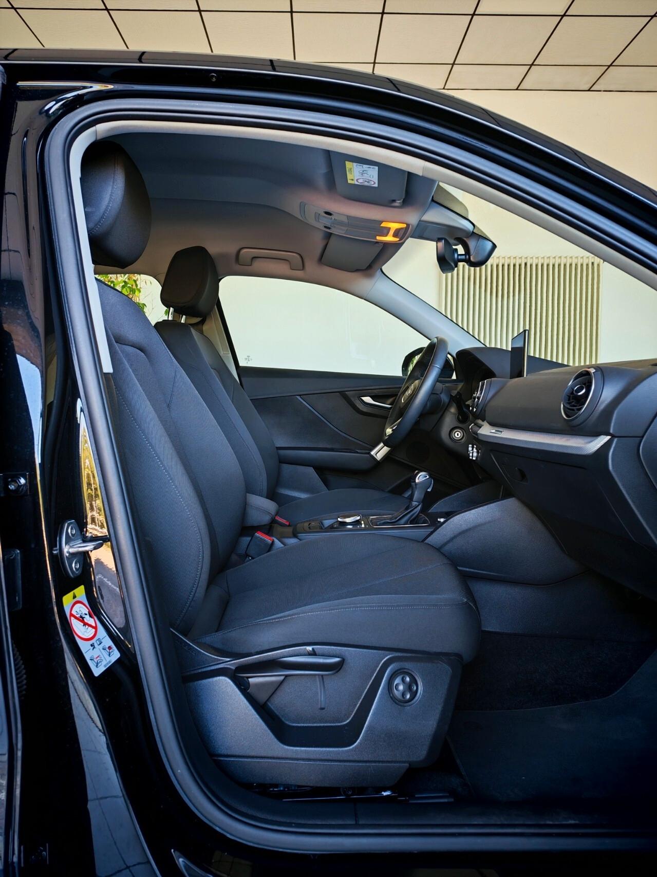 Audi Q2 30 TDI S tronic Business