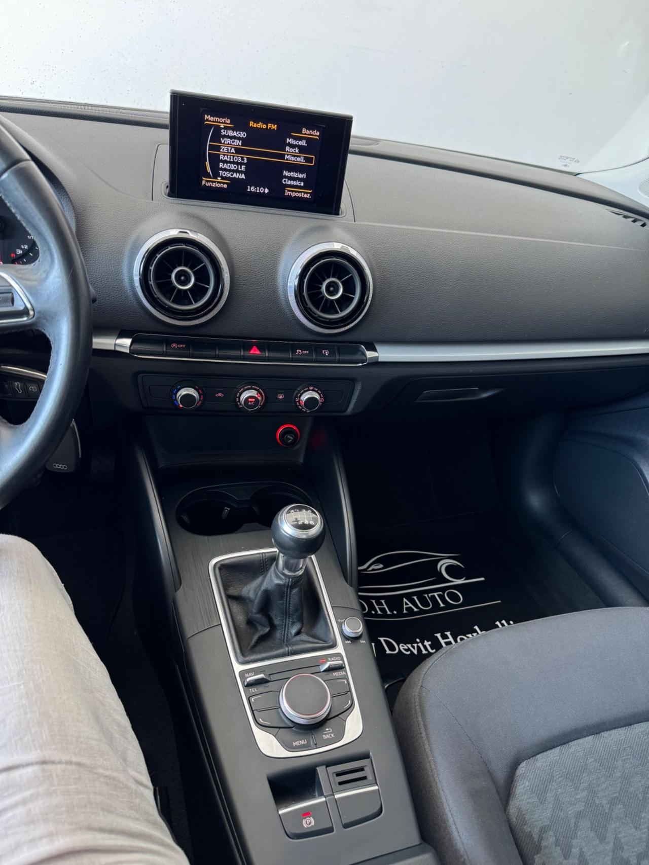 Audi A3 Sedan 1.6 TDI clean diesel Ambition