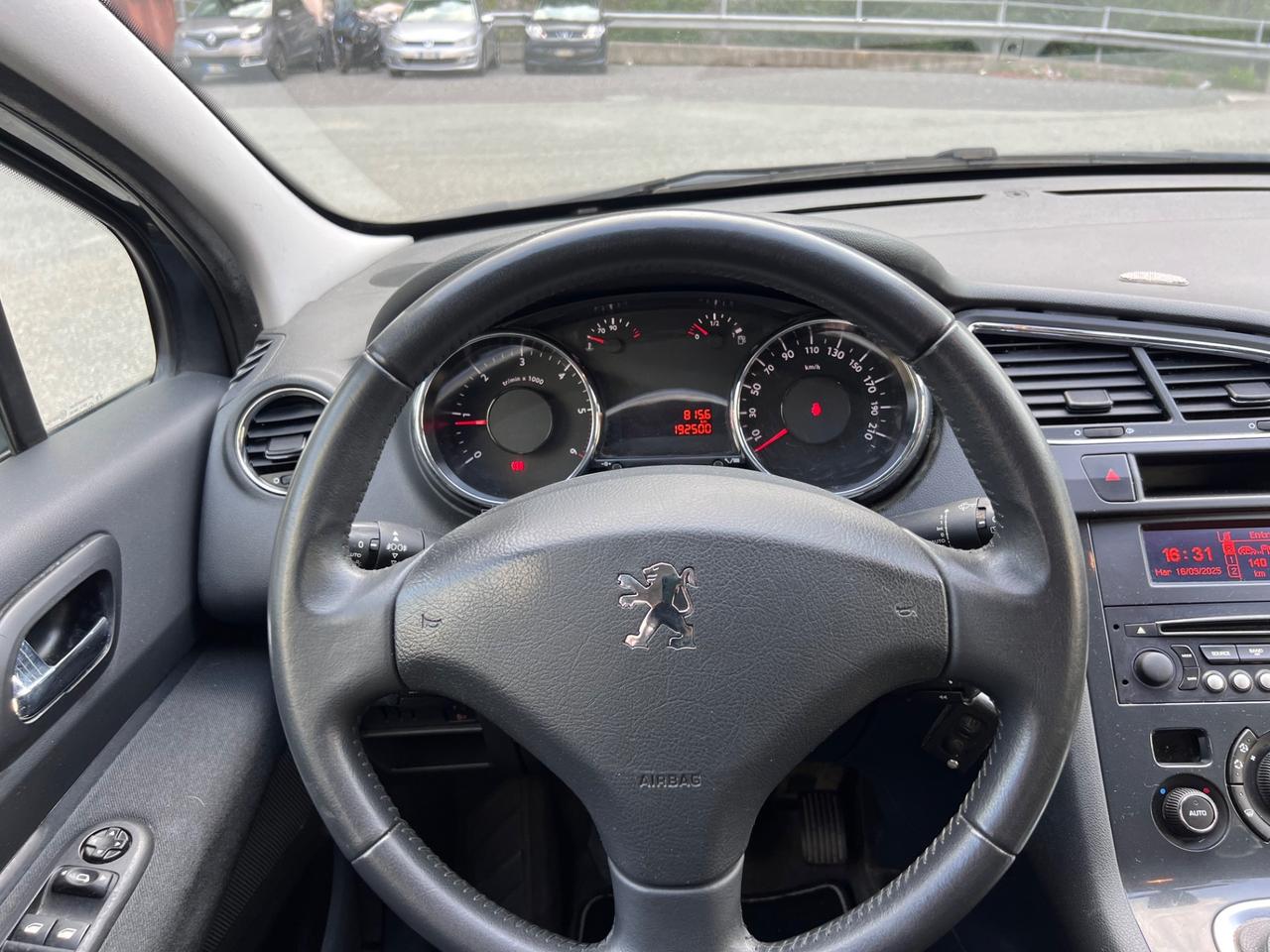Peugeot 5008 1.6 HDi 112CV 7 posti