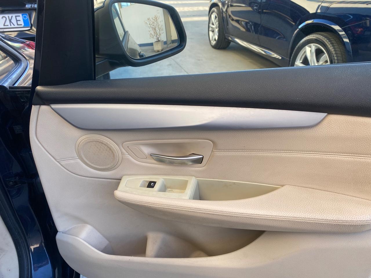 Bmw 218 218d berlina Advantage luxury