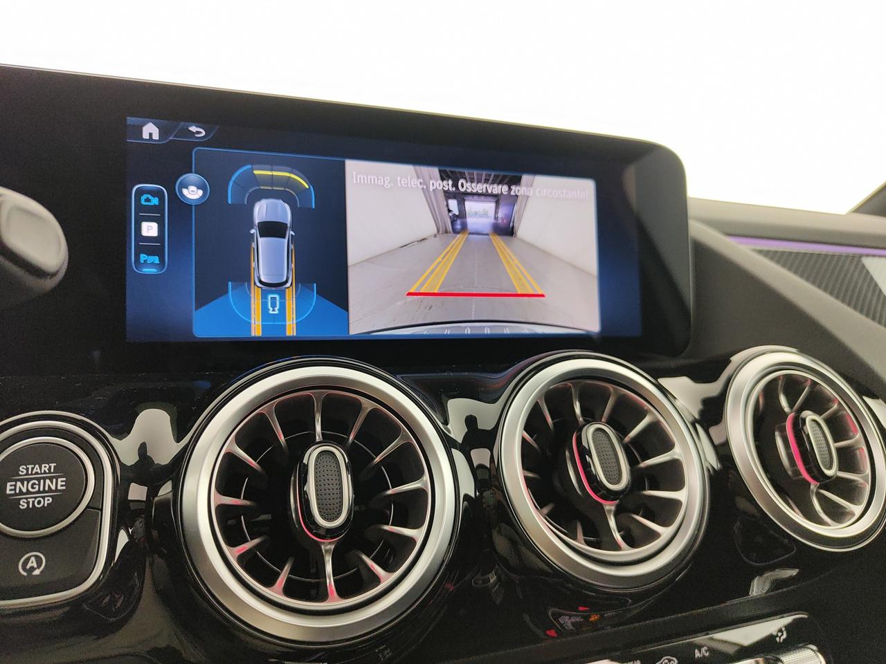 Mercedes-Benz GLA 200 d