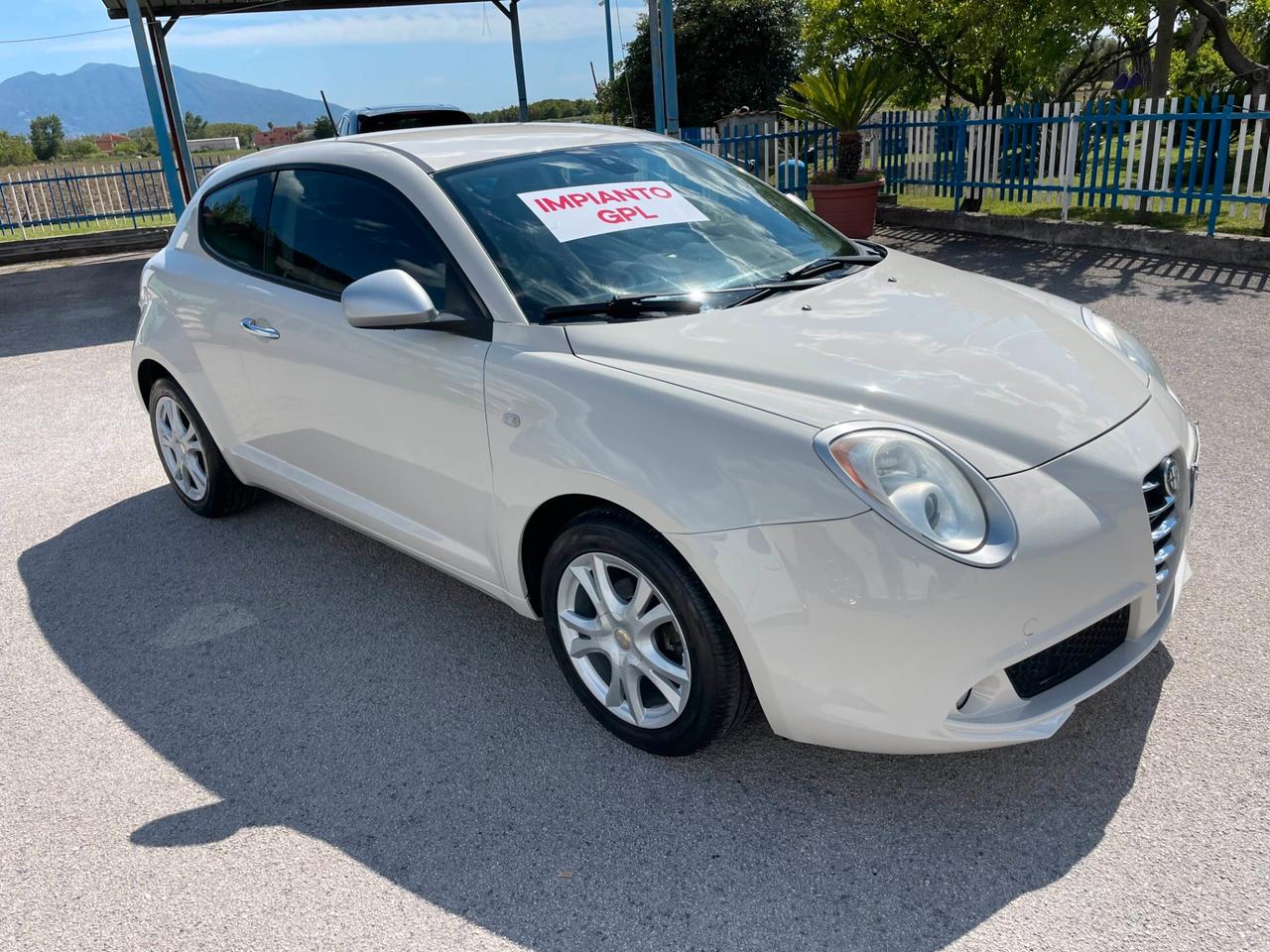 Alfa Romeo MiTo 1.4 105 CV M.air Distinctive CON IMP. GPL