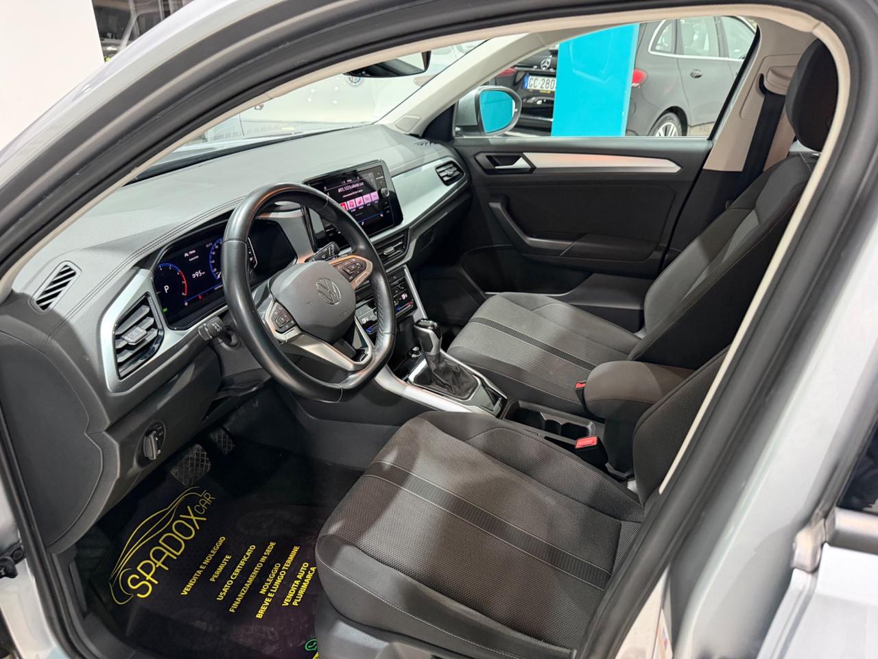 VOLKSWAGEN T ROC 2023 *AUTOMATICO *FULL LED