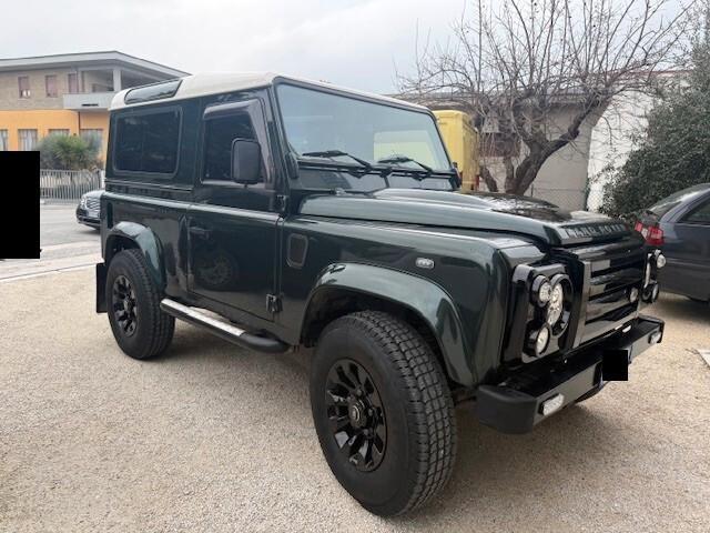 Land Rover Defender 90 2.4 TD4 Station Wagon E
