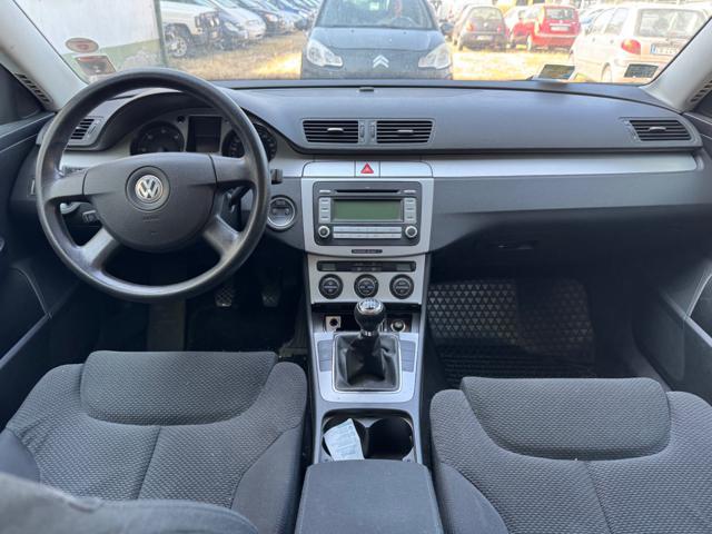 VOLKSWAGEN Passat Variant FUORI TUTTO !!!!!!!!!!!!!TDI Var. Business